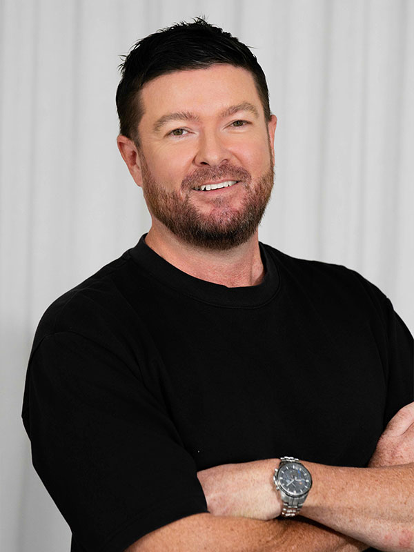 Mamo living team Dan Dowler